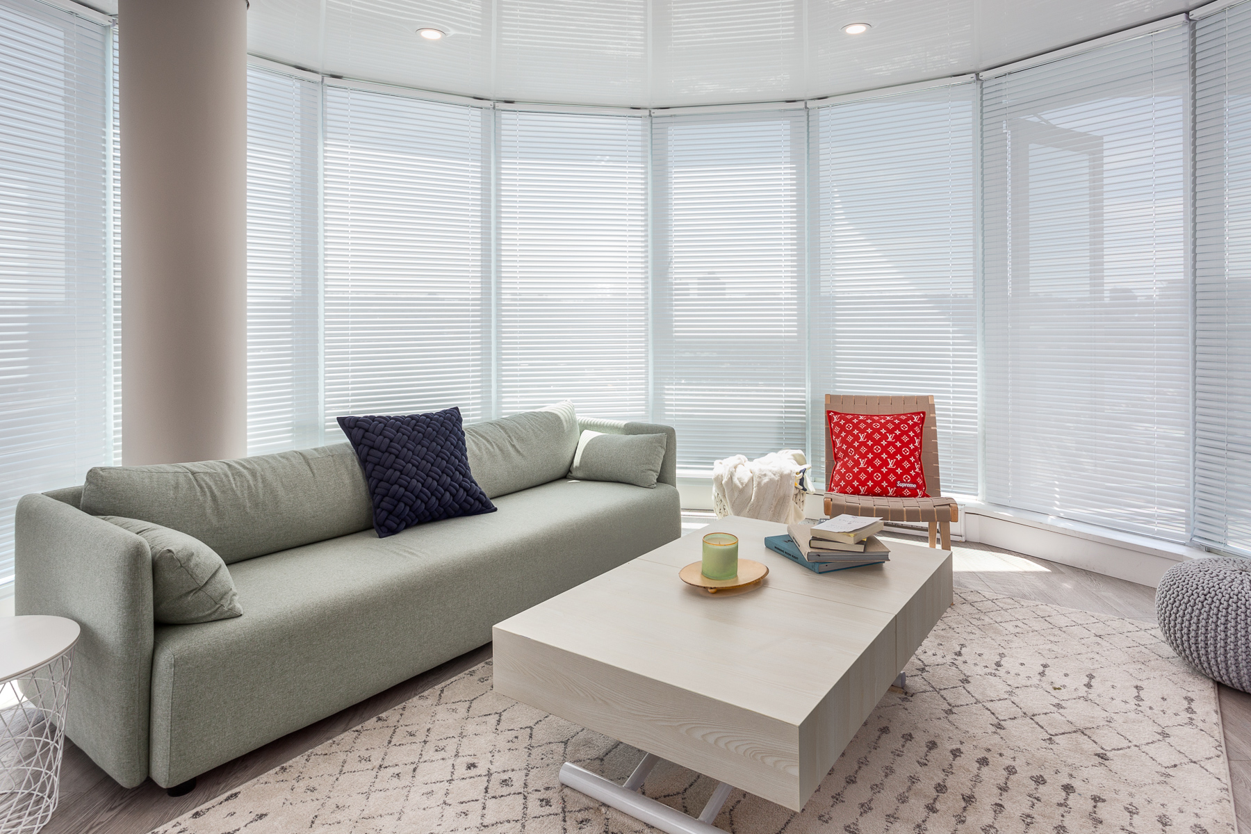 Oracle Interiors-1067-Marinaside Crescent-Vancouver